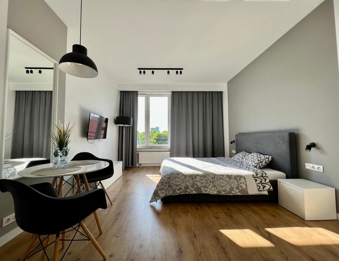 K22 Slawinska 503 Sun-City Apart Warszawa Exteriör bild