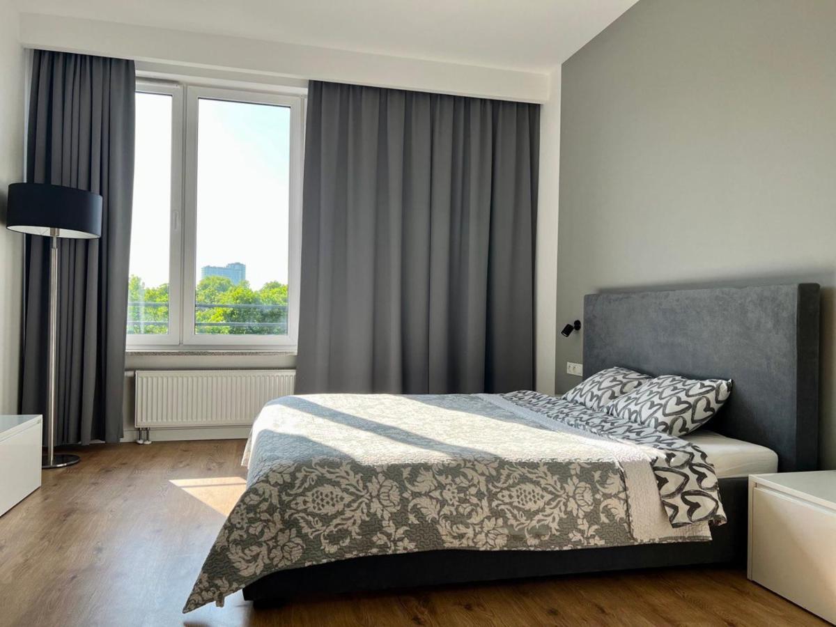 K22 Slawinska 503 Sun-City Apart Warszawa Exteriör bild